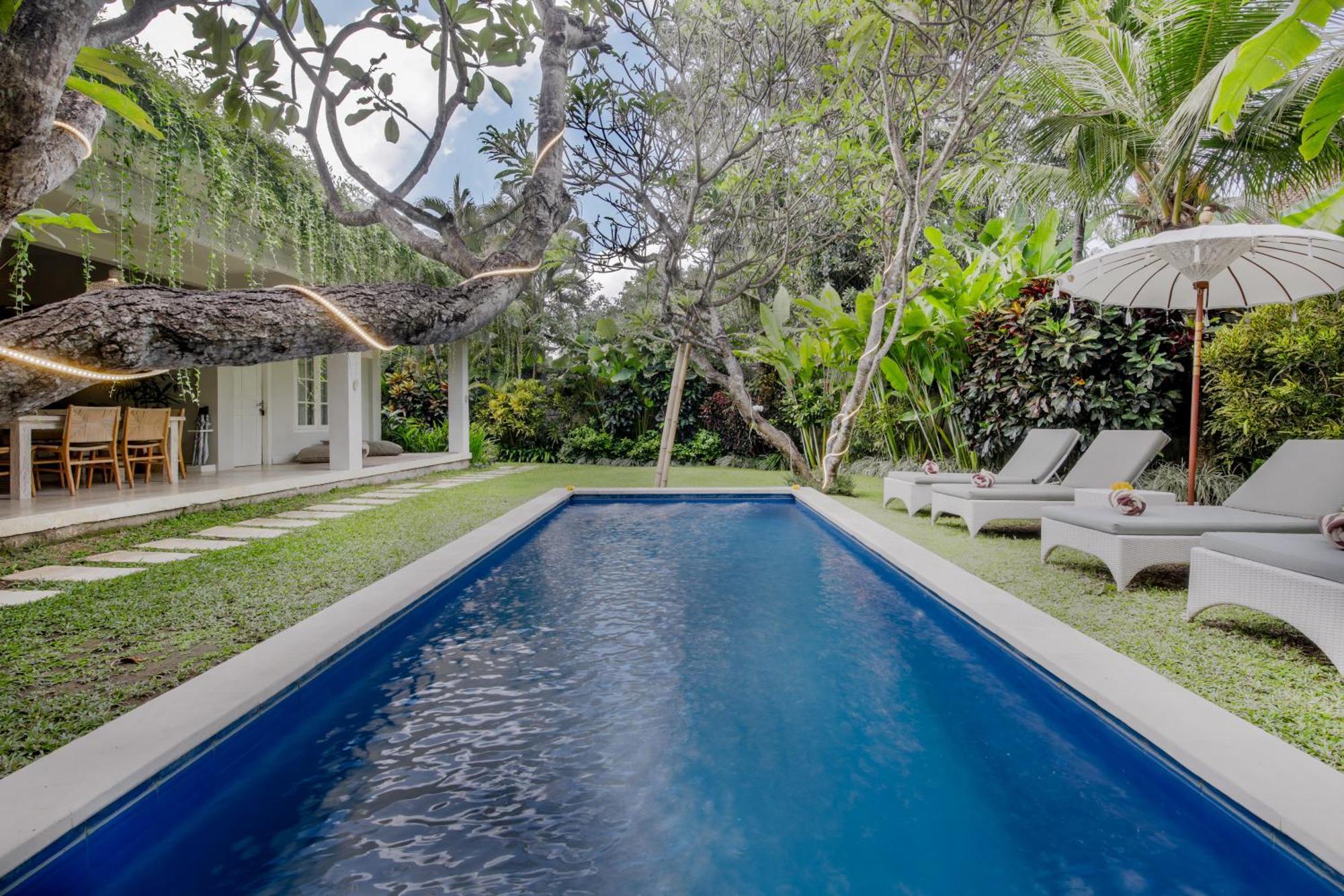 Villa Lodek Deluxe Seminyak Exteriör bild