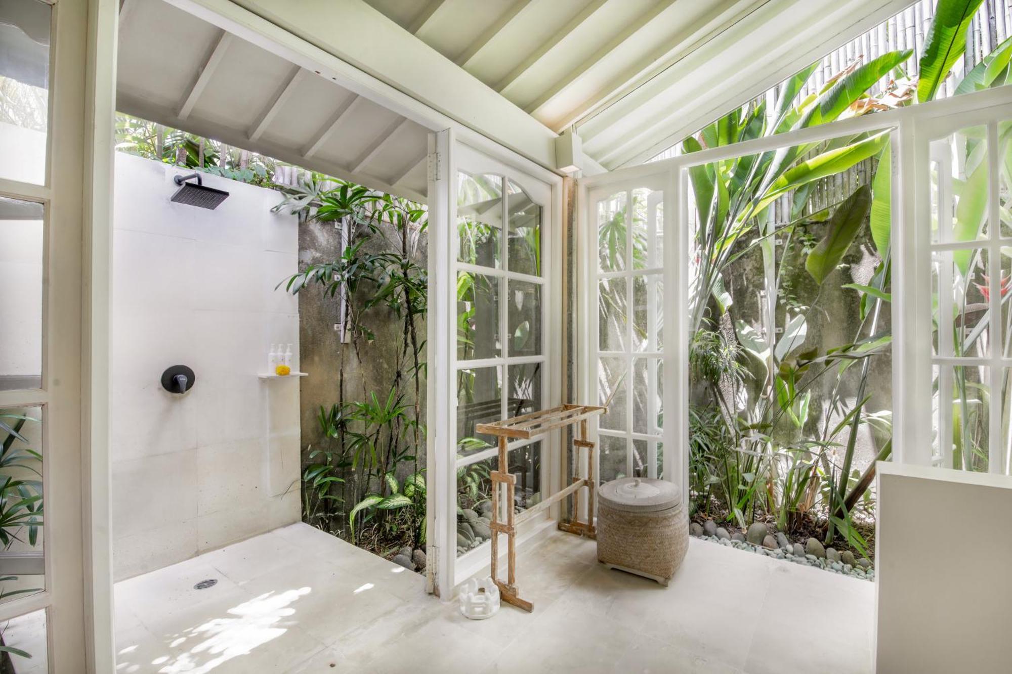 Villa Lodek Deluxe Seminyak Exteriör bild