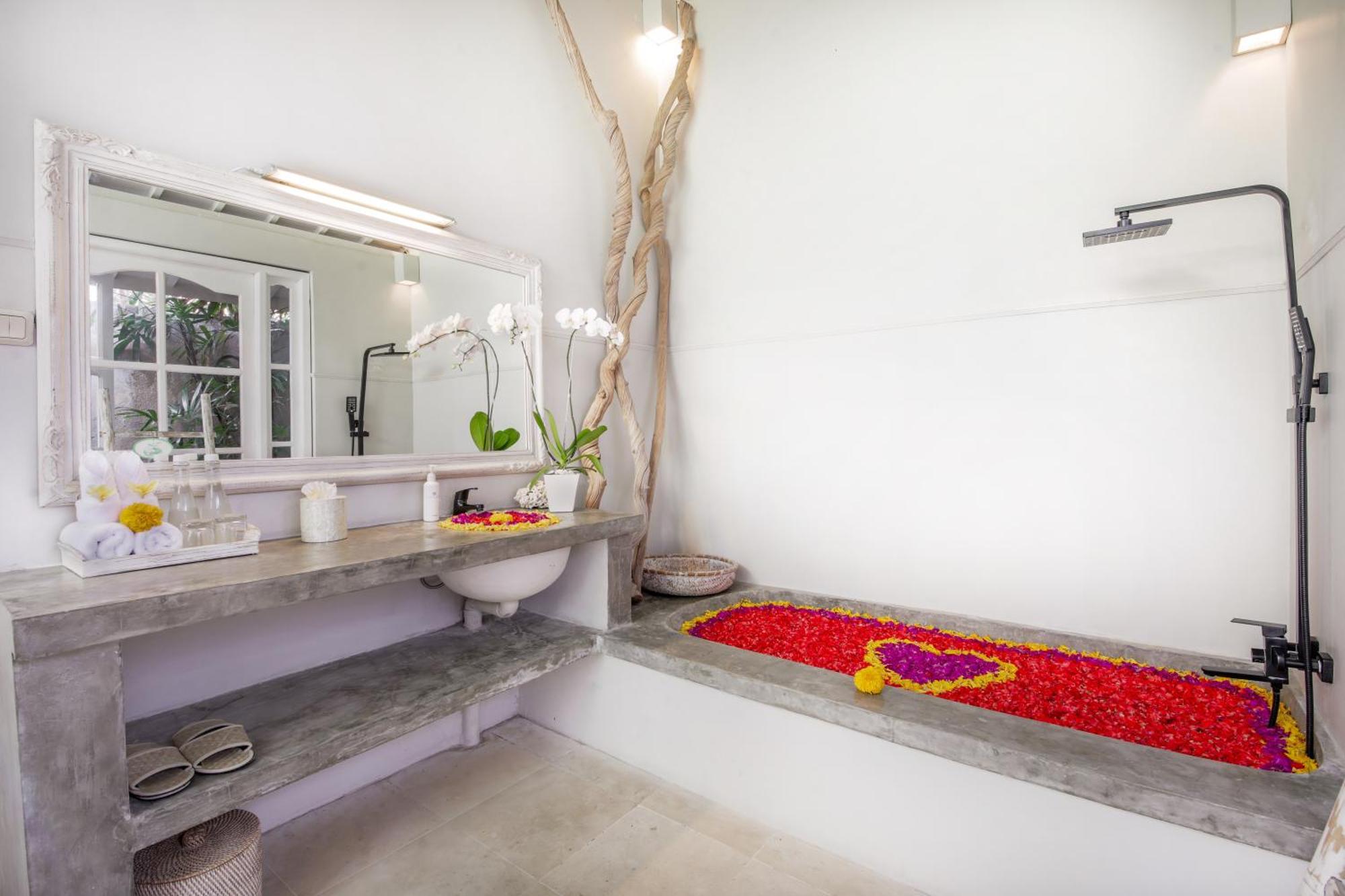 Villa Lodek Deluxe Seminyak Exteriör bild