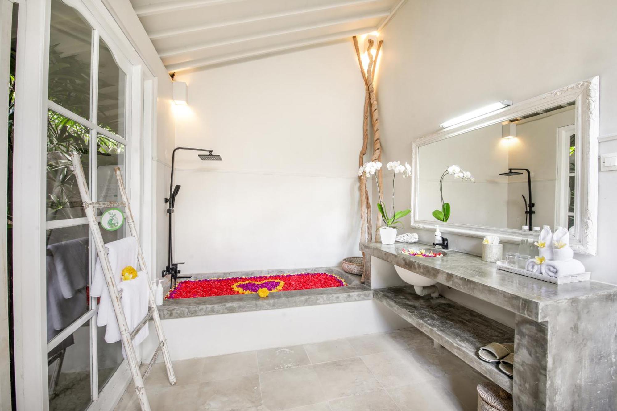 Villa Lodek Deluxe Seminyak Exteriör bild