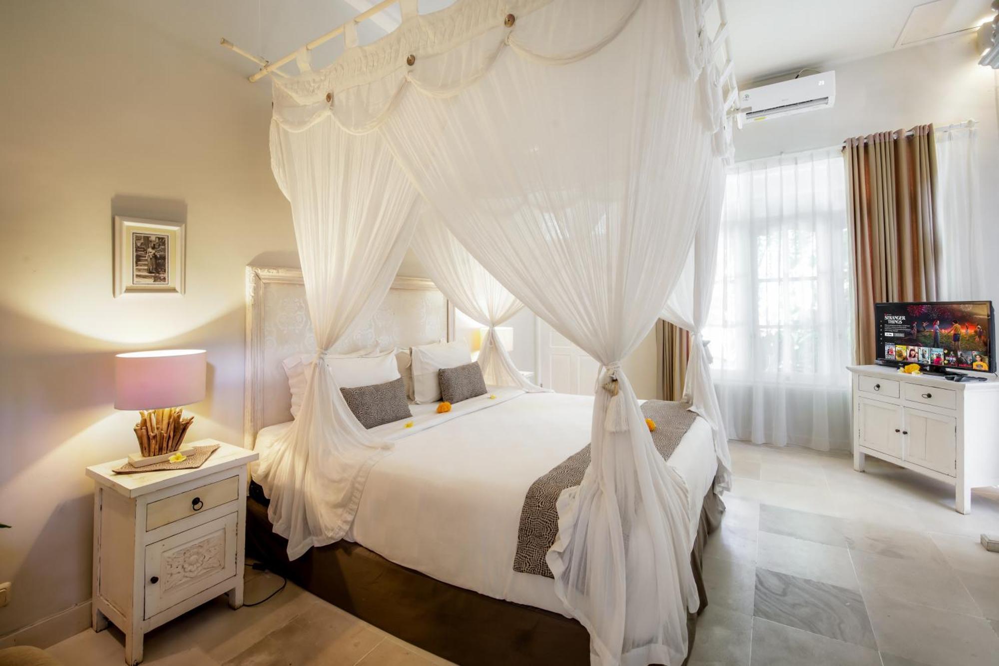 Villa Lodek Deluxe Seminyak Exteriör bild