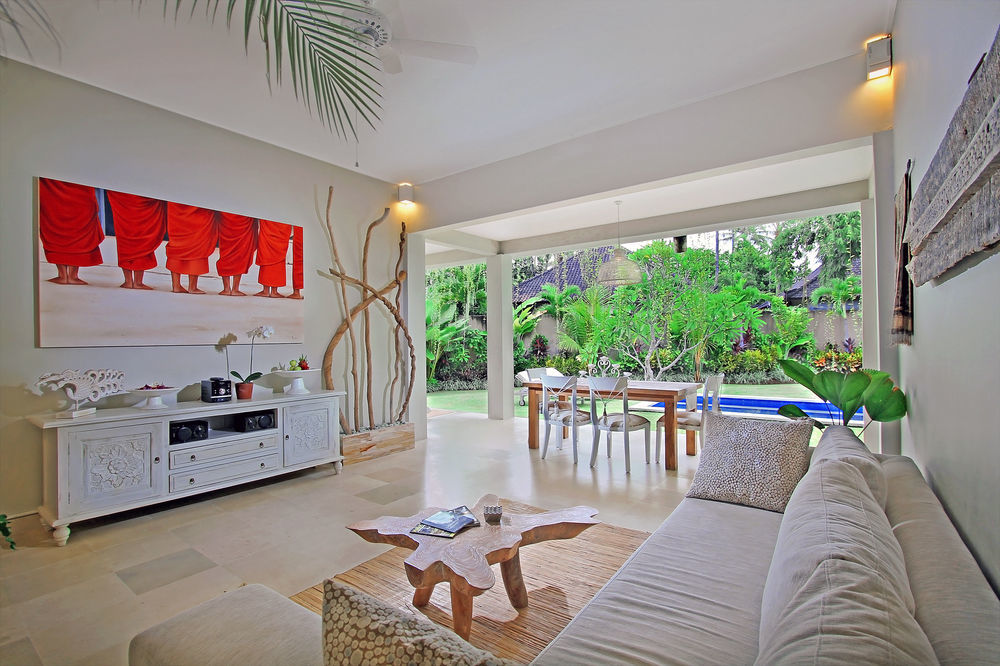 Villa Lodek Deluxe Seminyak Exteriör bild